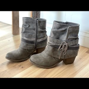 Maurices cowgirl booties - size 7.5